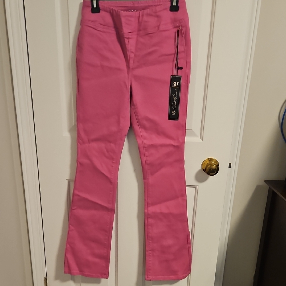 💗DG2 Pink Jeans NWT